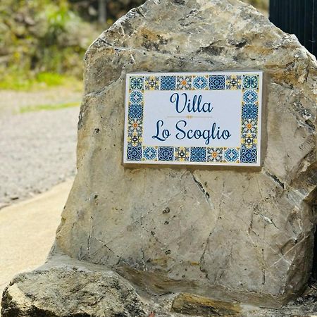 Villa Lo Scoglio أسشيا المظهر الخارجي الصورة