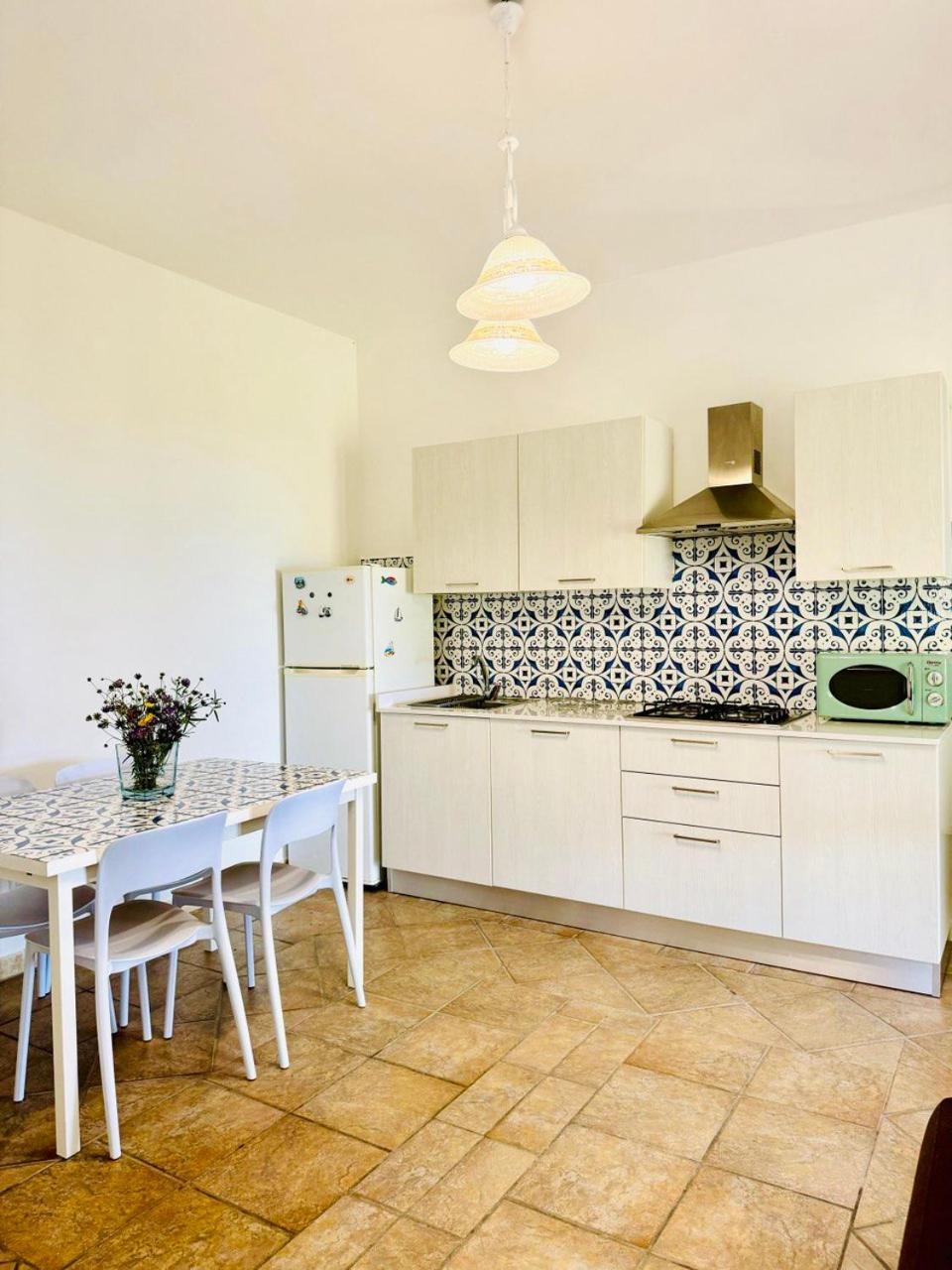 Villa Lo Scoglio أسشيا المظهر الخارجي الصورة